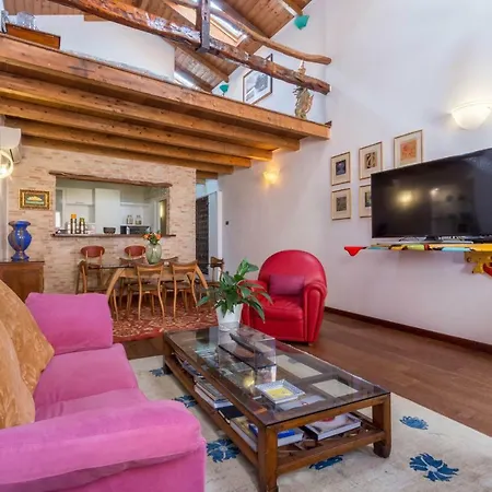 Globe Trotter's House-marina Cagliari